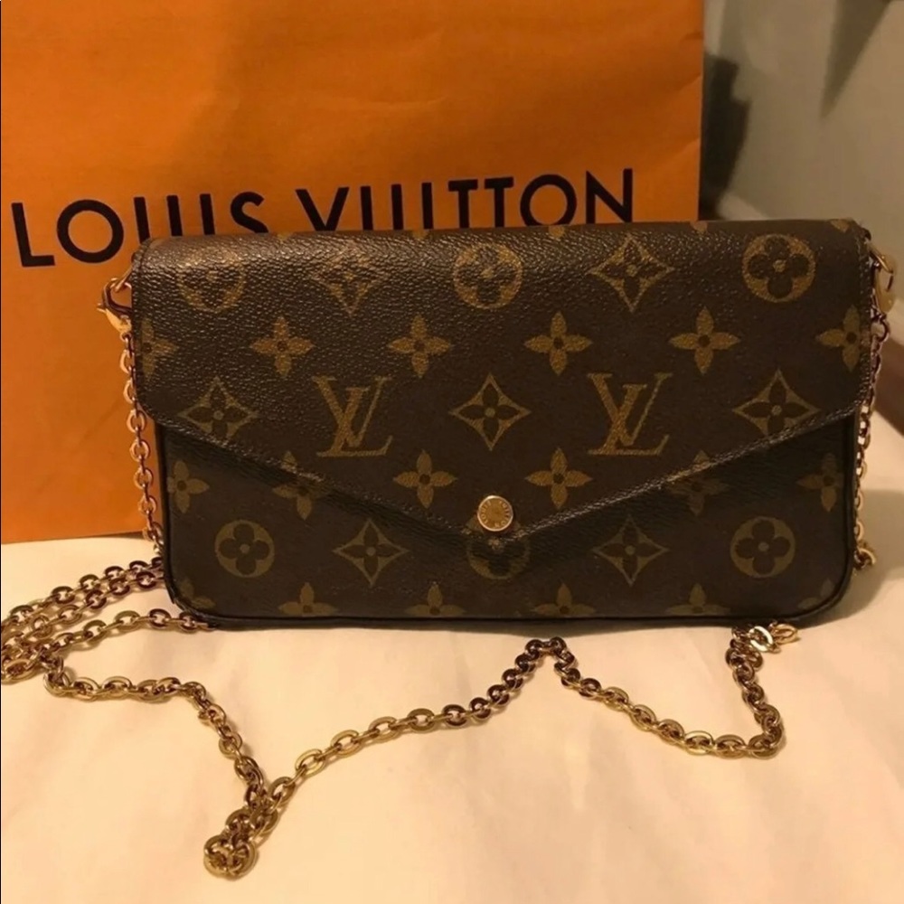 Auth. Louis Vuitton Felicie Pochette